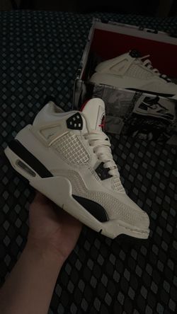 Air Jordan 4 White Black Sneakers