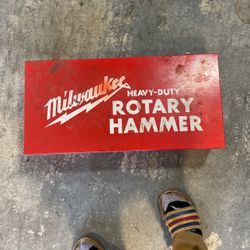 Milwaukee  Rotary Hammer 