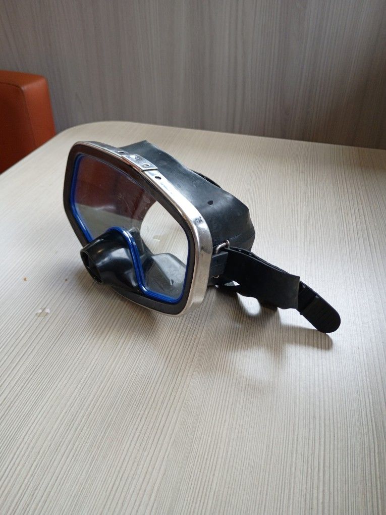 Diving Goggles