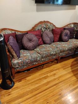 Vintage 3piece sofa, love seat, chair + table