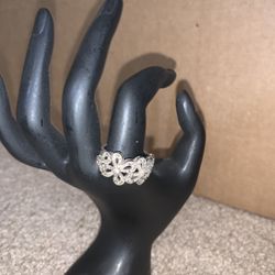 4 Petal flower ring