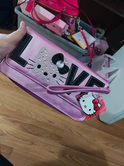 Hello kitty wristlet purse