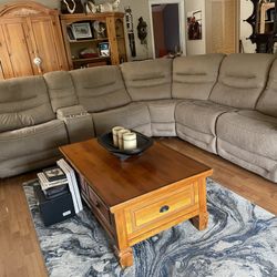 Couch For Sale, Super Comfy Good Deal