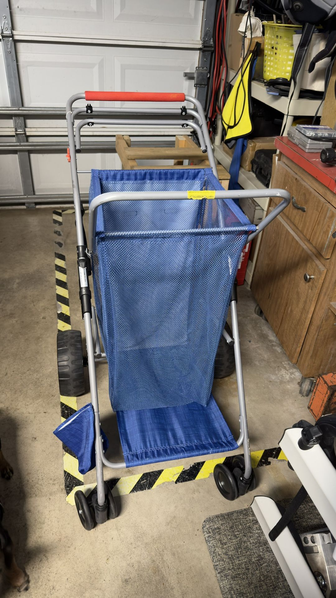 Tommy Bahama XL Oversized Mesh Storage Bag Wonder Wheeler Beach Cart