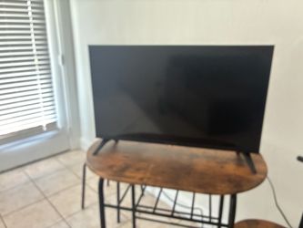 INSIGNIA TV 32"