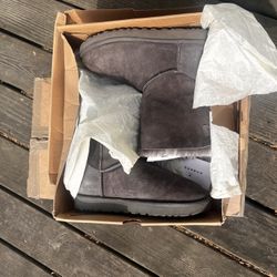 Women’s Uggs