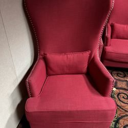 Selling hotel furniture dressers, coffee tables, mirrors, desks with chair 