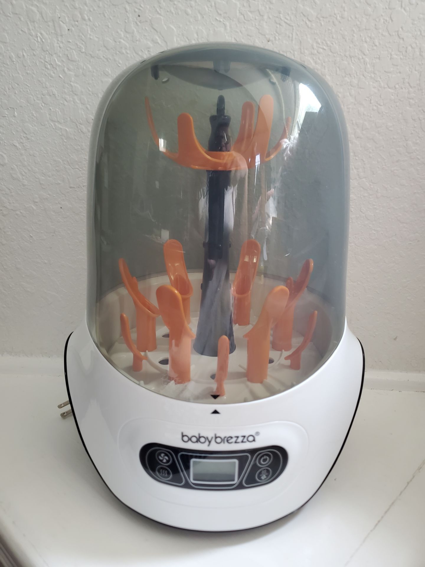 Baby Breeza bottle sterilizer and dryer