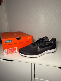 Nike Downshifter 9 4E Wide Running Shoes Size 10.5