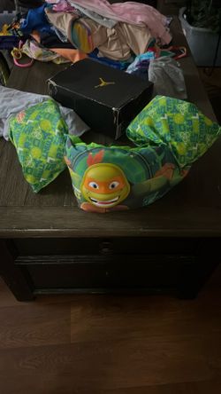 Floatie