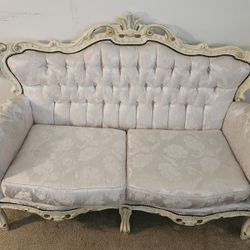 Antique Victorian Couches (600 Or Best Offer / Cash Only ) 