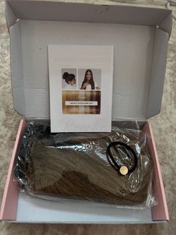 20" Clip-in Hair Extensions