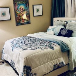 Bed With Matress & Boxspring