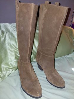 Boots Crown Vintage