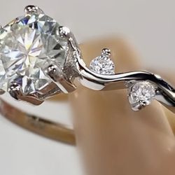 Sterling Silver Elegant Fire Moissanite Engagement Rings 