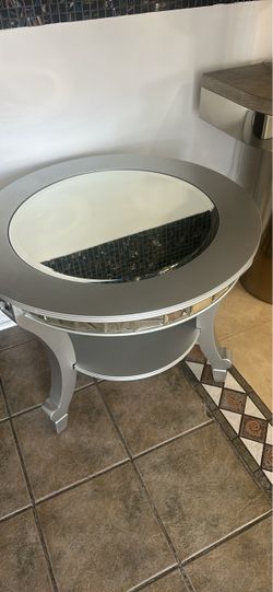 Beautiful Stylish Mirrored Accent & Gray Color Center or End Table