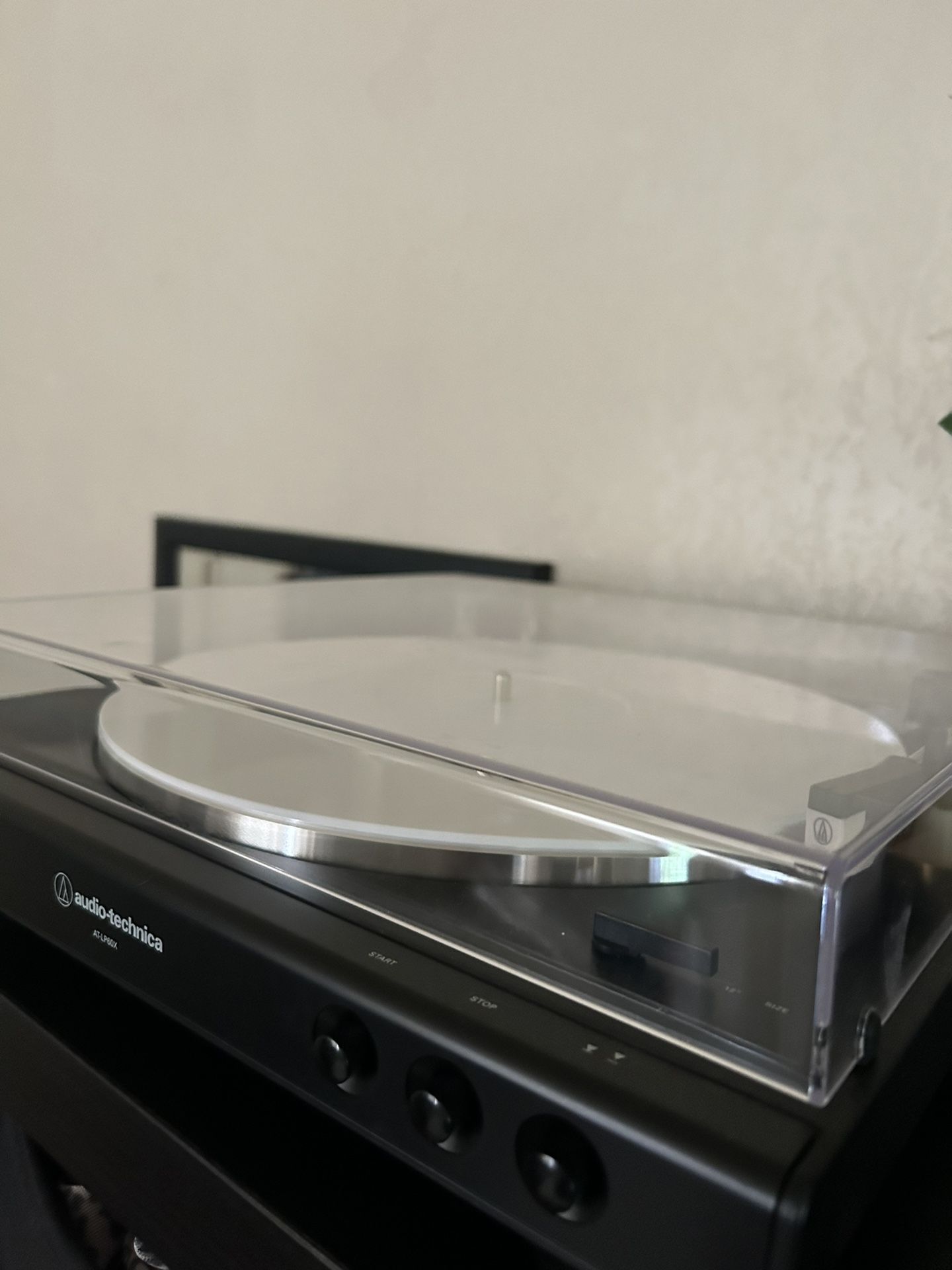 Audio-Technica AT-LP60X-BK + Amazon Basics Speakers
