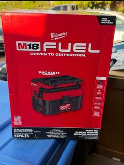 Milwaukee M18 FUEL PACKOUT 18-Volt Lithium-Ion Cordless 2.5 Gal. Wet/Dry Vacuum (Vacuum-Only) $140 NEW PRICE FIRM