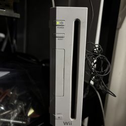 Nintendo Wii Console – Works Great!