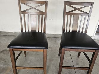 2 dinning room chairs