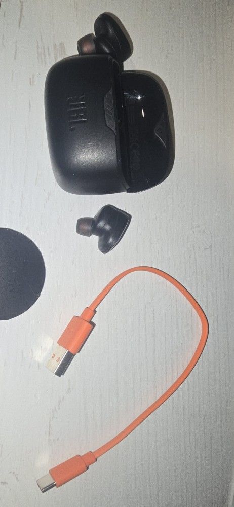 π§ JBL Tune 130NC TWS 3 β Brand New / Like New! Noise Cancelling Wireless Earbuds π