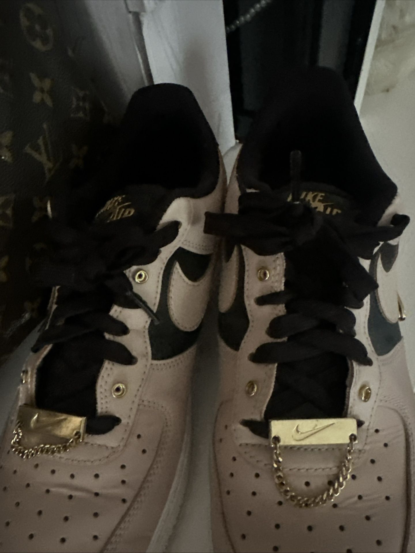 Women’s Nike Dunks