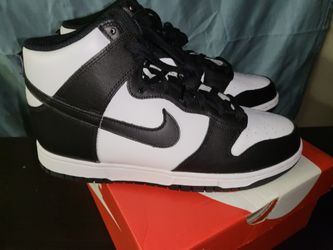 Nike Dunk Pandas 