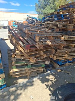 Broken Pallets 