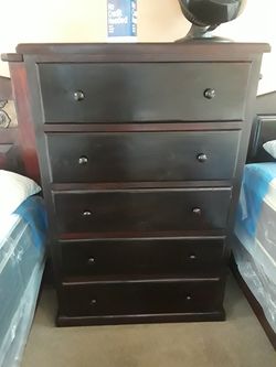 Jumbo Double Knob Dresser