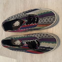 Vans Tennis Shoes Aztec