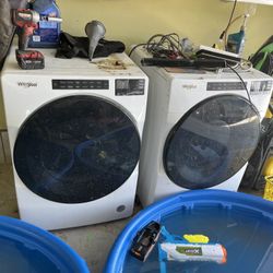 Whirlpool Washer And Dryer Set