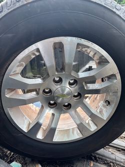 Chevy Aluminum Wheel with Tire