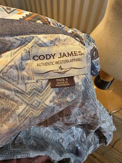 Cody james men's size, Small pearl snap button up shirt