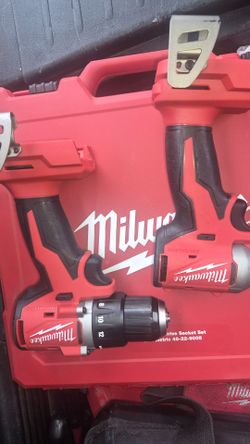 Milwaukee impact and drill set (Tool Only)
