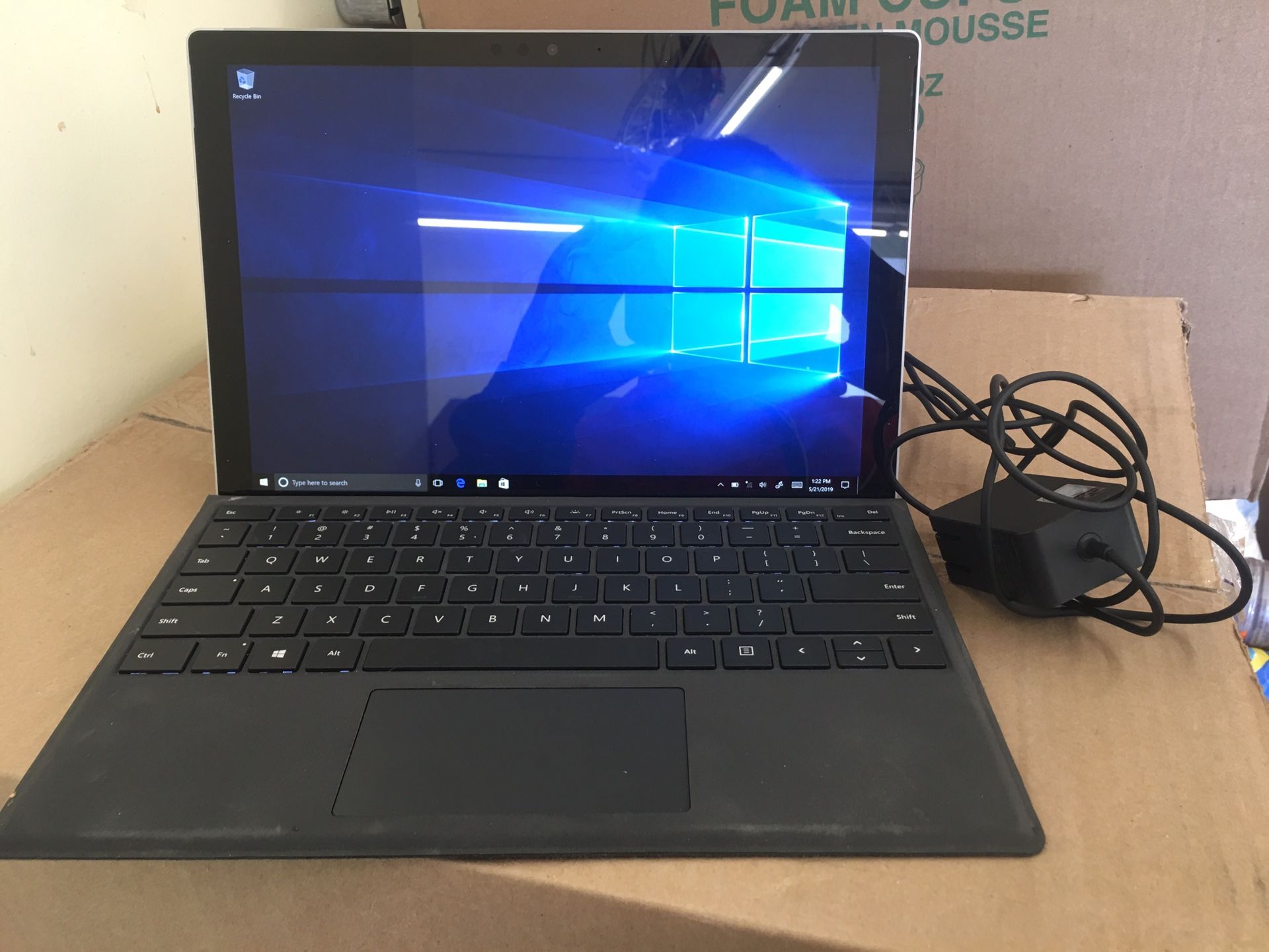 Microsoft Pro Labtop