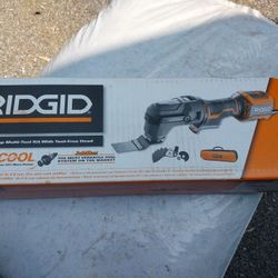 Rigid JobMax 4 Amp Multi-Tool Kit With Tool-Free Head