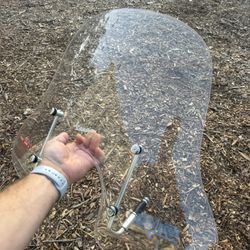 Vespa GTS 300 Windshield (Mint) — includes ALL hardware 🛵💨