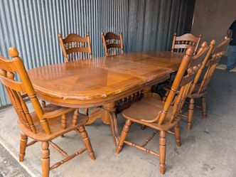 Dining table with leaf extensions