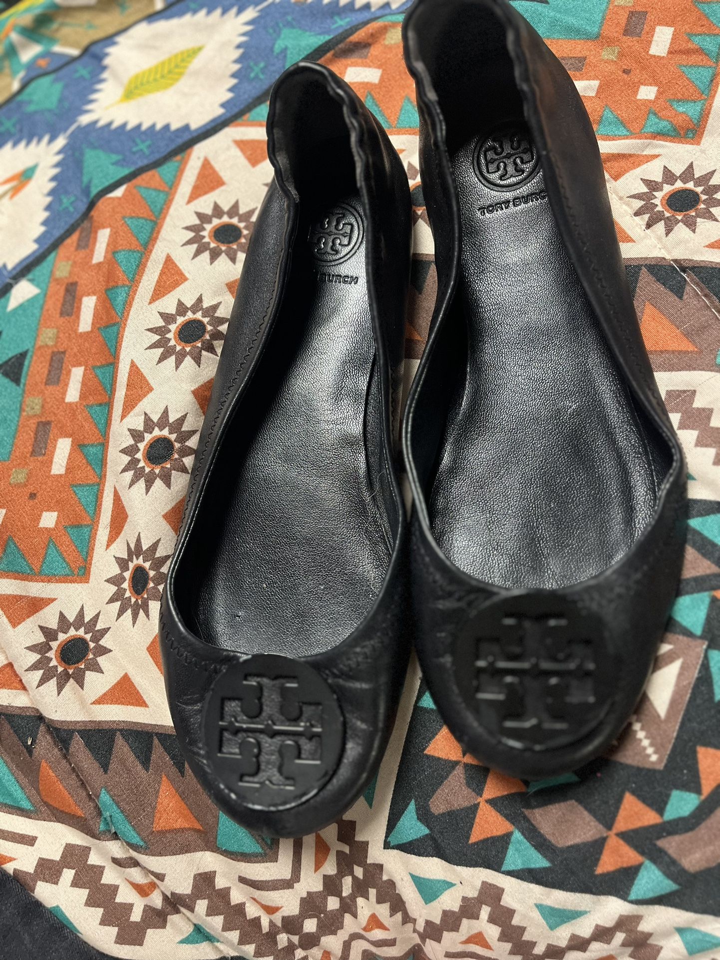 Tori Burch Minnie Size 8