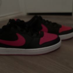 Nike Black And Red Dunks 