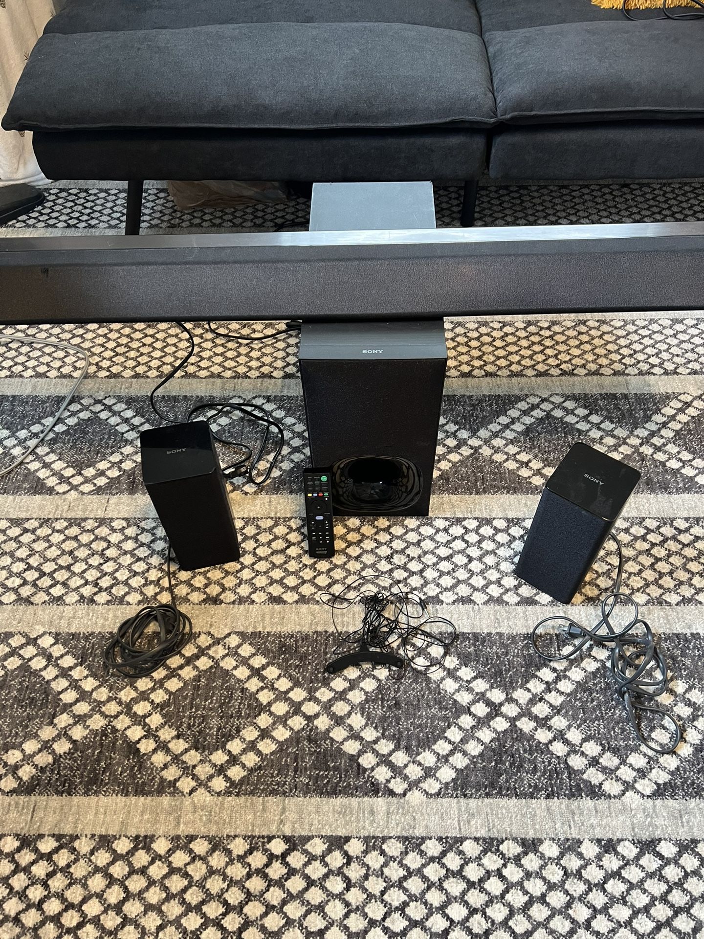 Sony Sound Bar. SA-rt5. & Remote