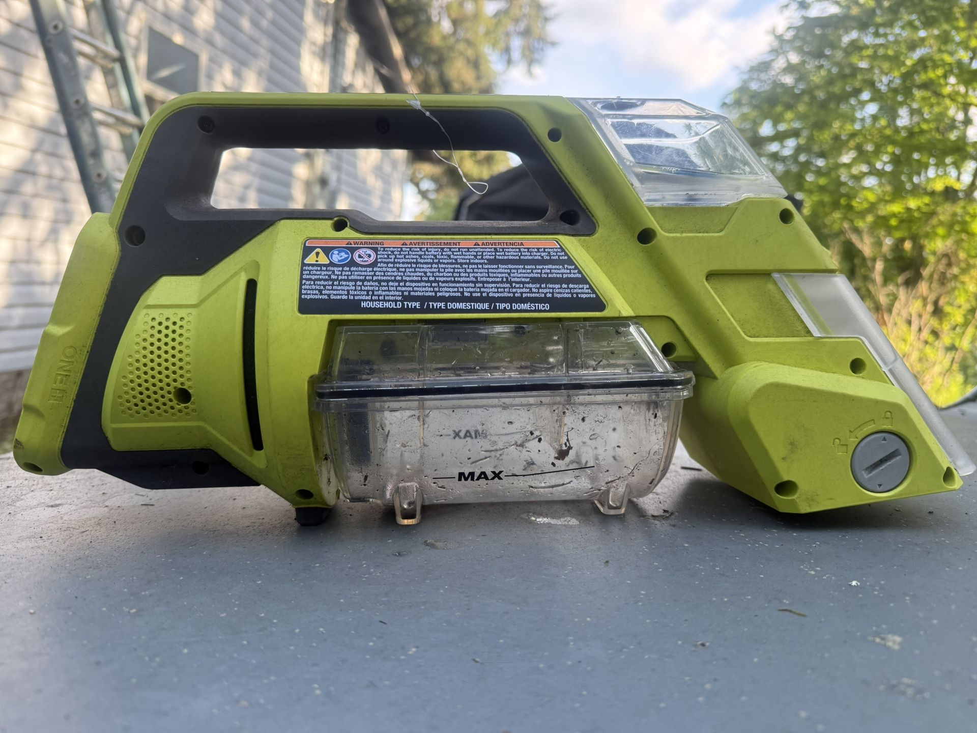 Ryobi 18V ONE+ SWIFTClean Spot Cleaner
