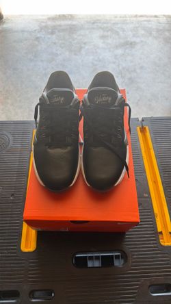 Nike victory Tour 4 golf shoes