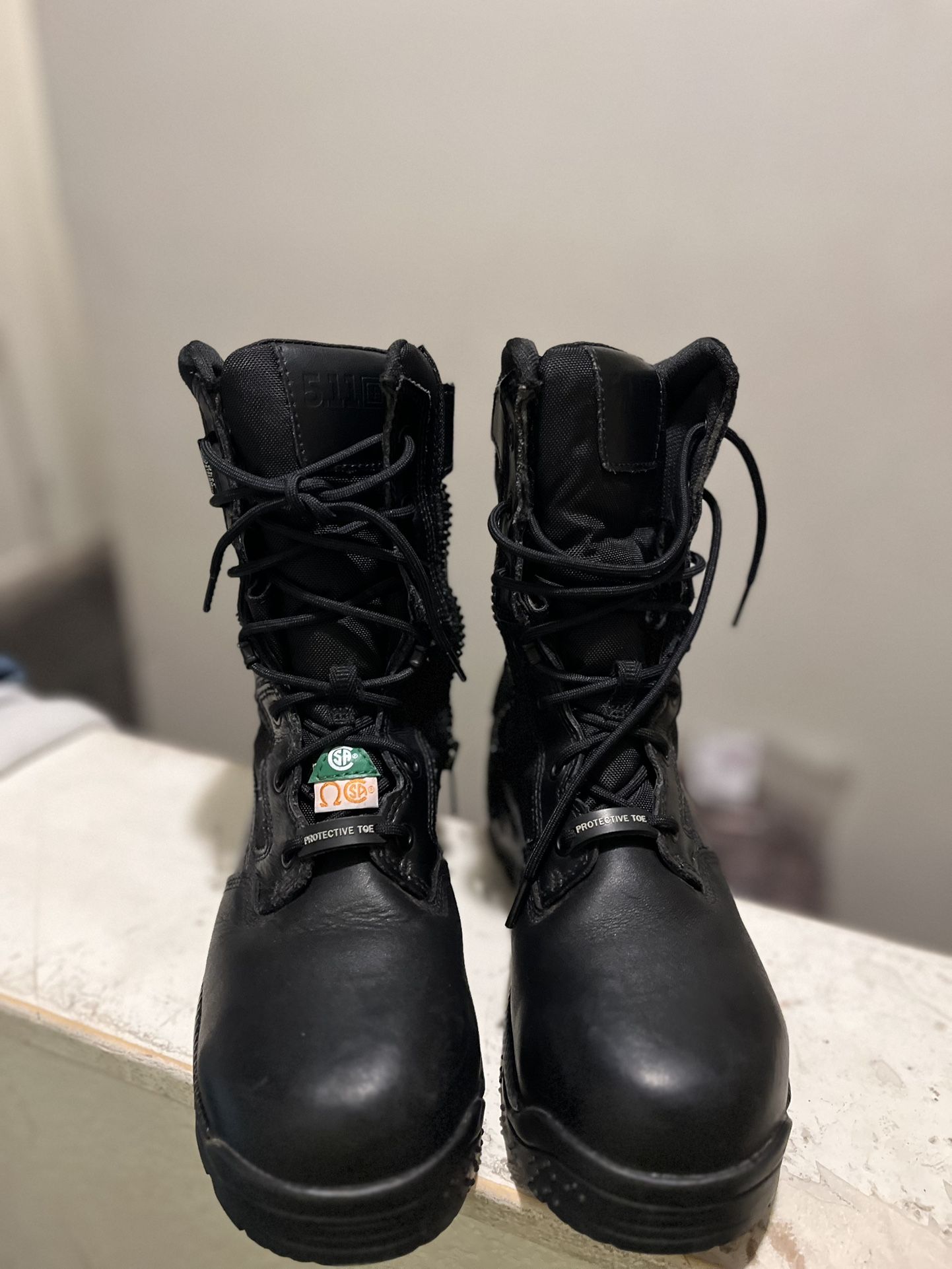 511 Work Boots Size 7