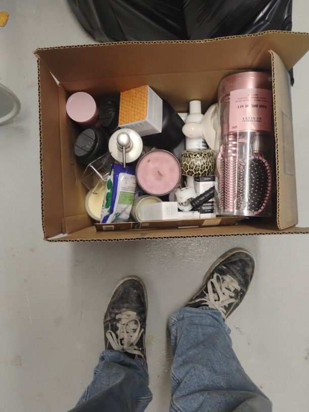 women stuff new candles