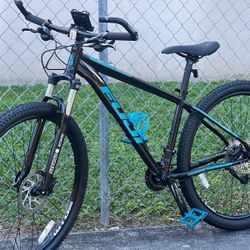 Fuji Nevada MTB , 29” Wheels Size 