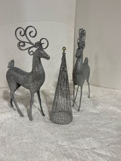 12" light Metal Reindeer table top Christmas Deer Figures color Silver set of two & Christmas tree