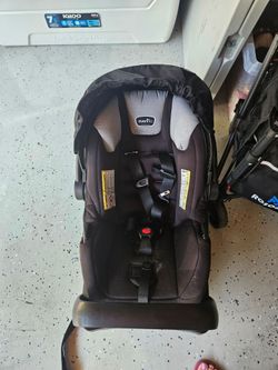 Evenflo Carseat