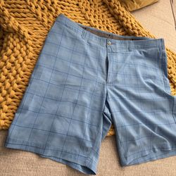 Men's Grand Slam 10" MotionFlow 360 Plaid Golf Shorts by Grand Slam, Size 40  