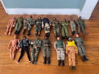 Lot of 12” GI Joe Action Figures + Mission Gear